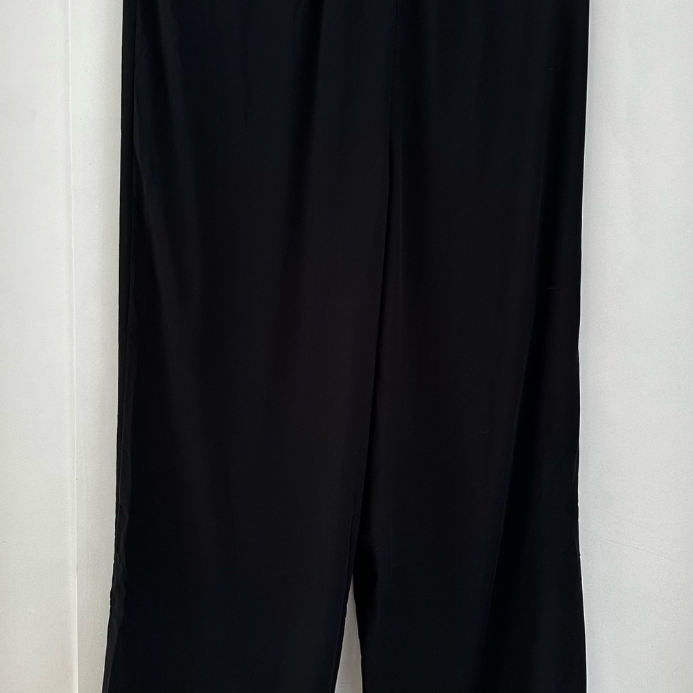 Theory Black Wide-Leg Pants with High-Waisted Design
